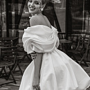 Свадебное платье мини силуэта баллон фото