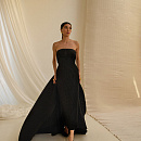 Черное вечернее платье из плиссе фото