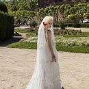 Шифоновое свадебное платье с кружевом