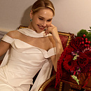 Стильный лаконичный свадебный комплект фото