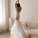 Нежный комплект с кружевным корсетом и юбкой-рыбкой фото