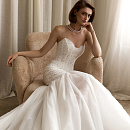 Нежный комплект с кружевным корсетом и юбкой-рыбкой фото