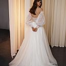 Пышное свадебное платье с расшитым корсетом фото