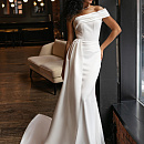 Атласное свадебное платье русалка фото
