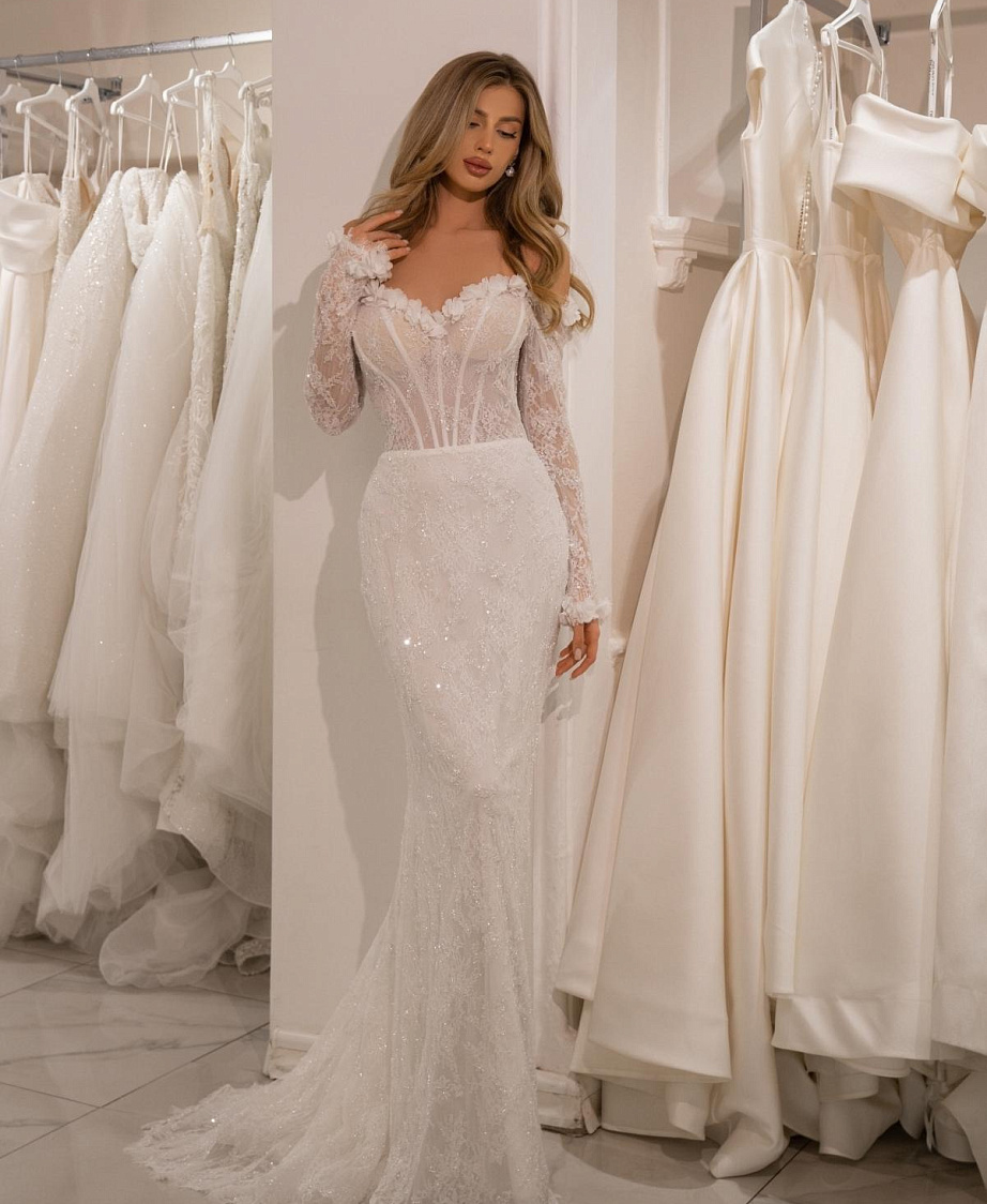 Свадебное платье русалка из кружева шантильи фото