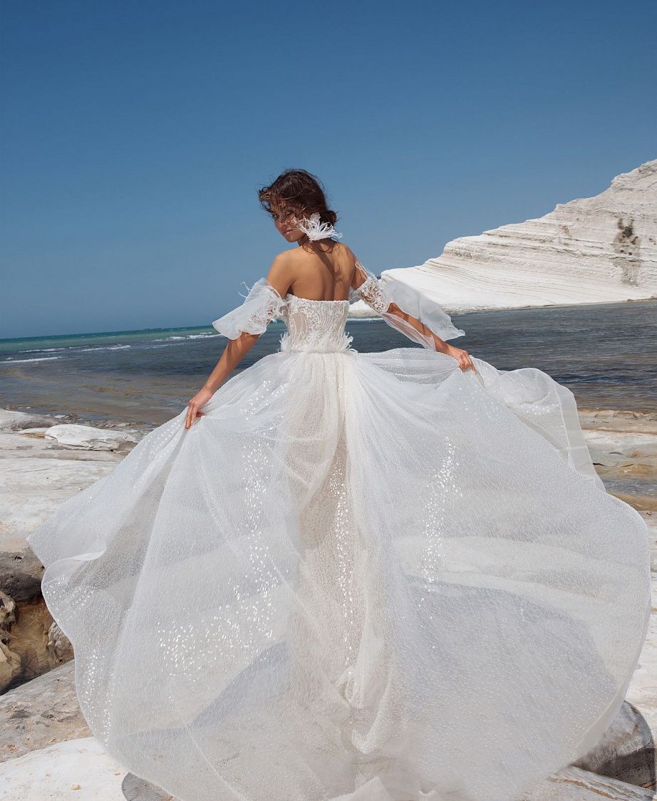 Свадебное платье русалка цвета капучино