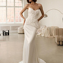 Стильный свадебный комплект из дизайнерской ткани фото