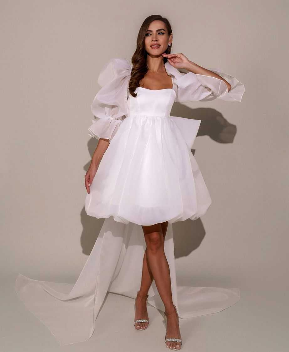 Короткое свадебное платье с пышной юбкой фото