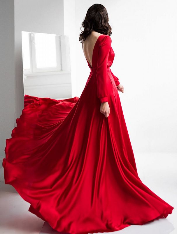 Вечерние платья красного цвета