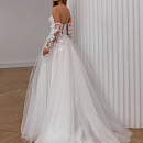 Белое свадебное платье с кружевным корсетом фото