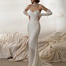 Расшитое свадебное платье-русалка с бусами фото