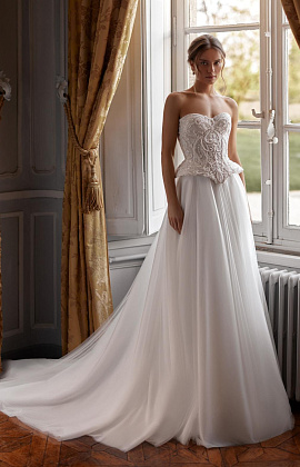 Свадебный комплект с роскошным корсетом фото