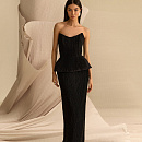 Черное вечернее платье из ткани-плиссе фото