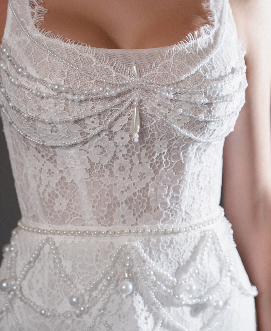 Кружевное свадебное платье рыбка со съемной баской фото