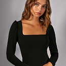 Короткое черное платье с рукавами фото