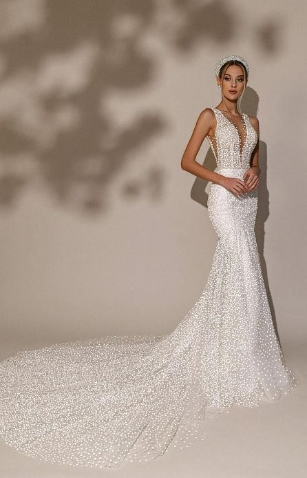 Красивое свадебное платье русалка со шлейфом фото