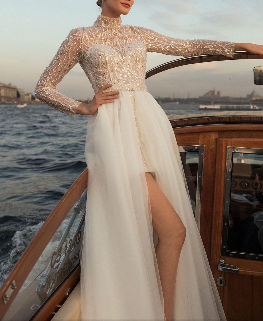 Свадебное платье мини со съемной юбкой фото