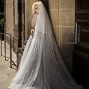 Свадебное платье с серым оттенком