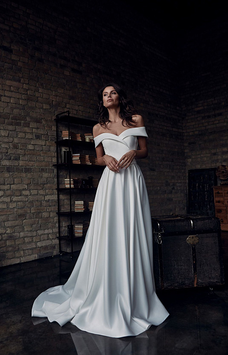 Свадебное платье Натальи Романовой Роана фото