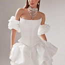 Короткий свадебный комплект с корсетом из тафты с буфами фото