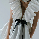 Стильное свадебное платье из креповой оргназы фото
