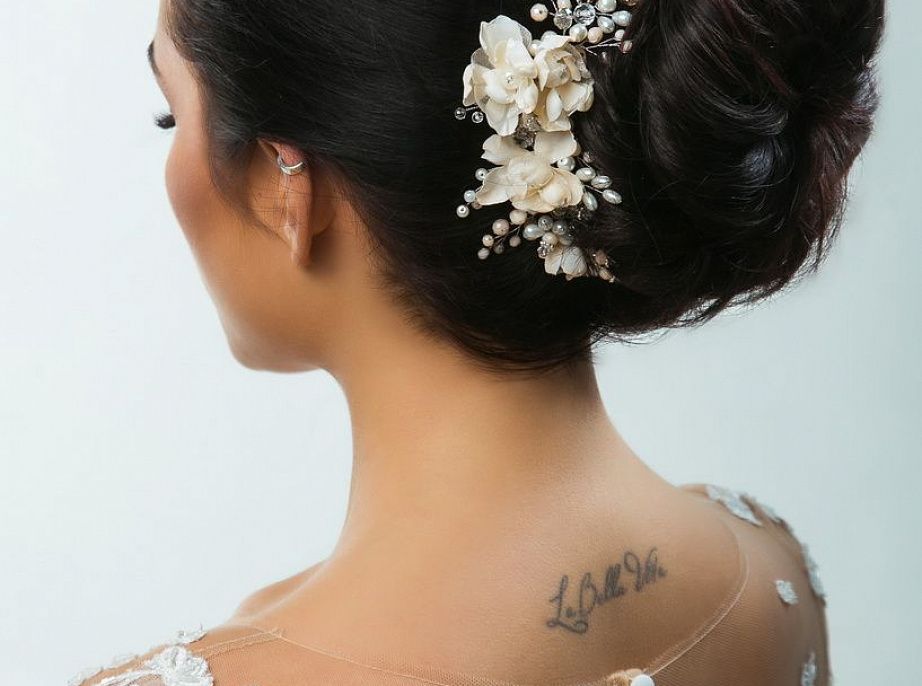 Свадебное украшение для волос в цвете айвори фото