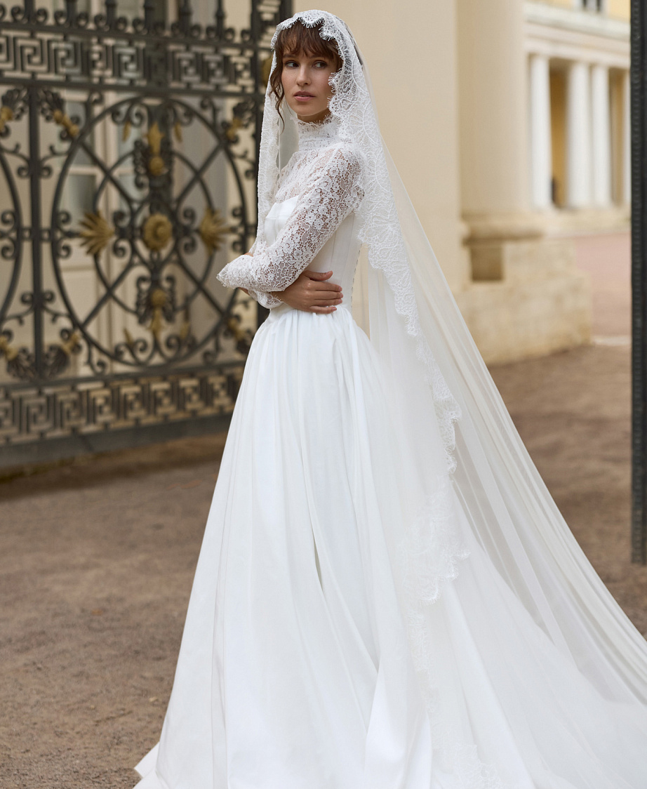 Свадебное платье с кружевным топом фото