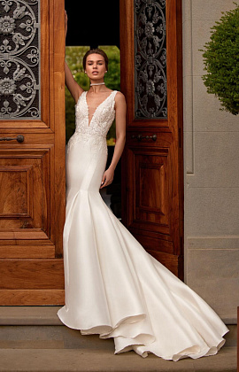 Роскошная русалка из микадо с кружевом по корсету фото