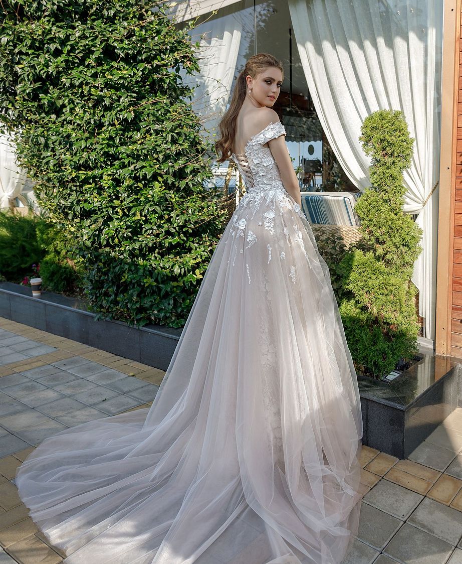 Свадебное платье трансформер с цветочным кружевом фото