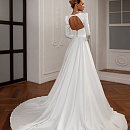 Элегантное свадебное платье с декольте в форме сердца фото