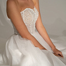 Свадебное платье с жемчугом фото