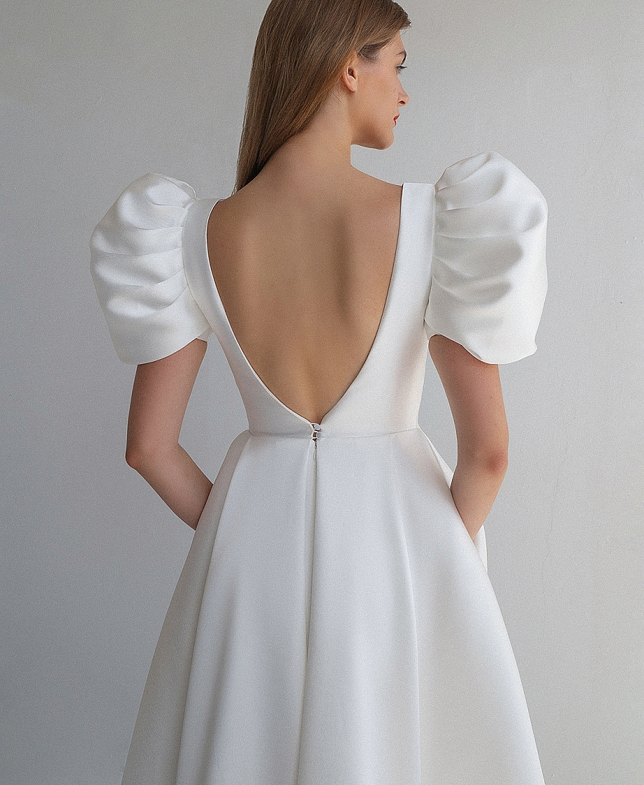 Свадебное платье из микадо с рукавами фонариками фото