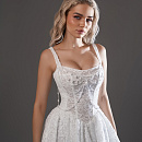 Кружевное свадебное платье с квадратным вырезом фото