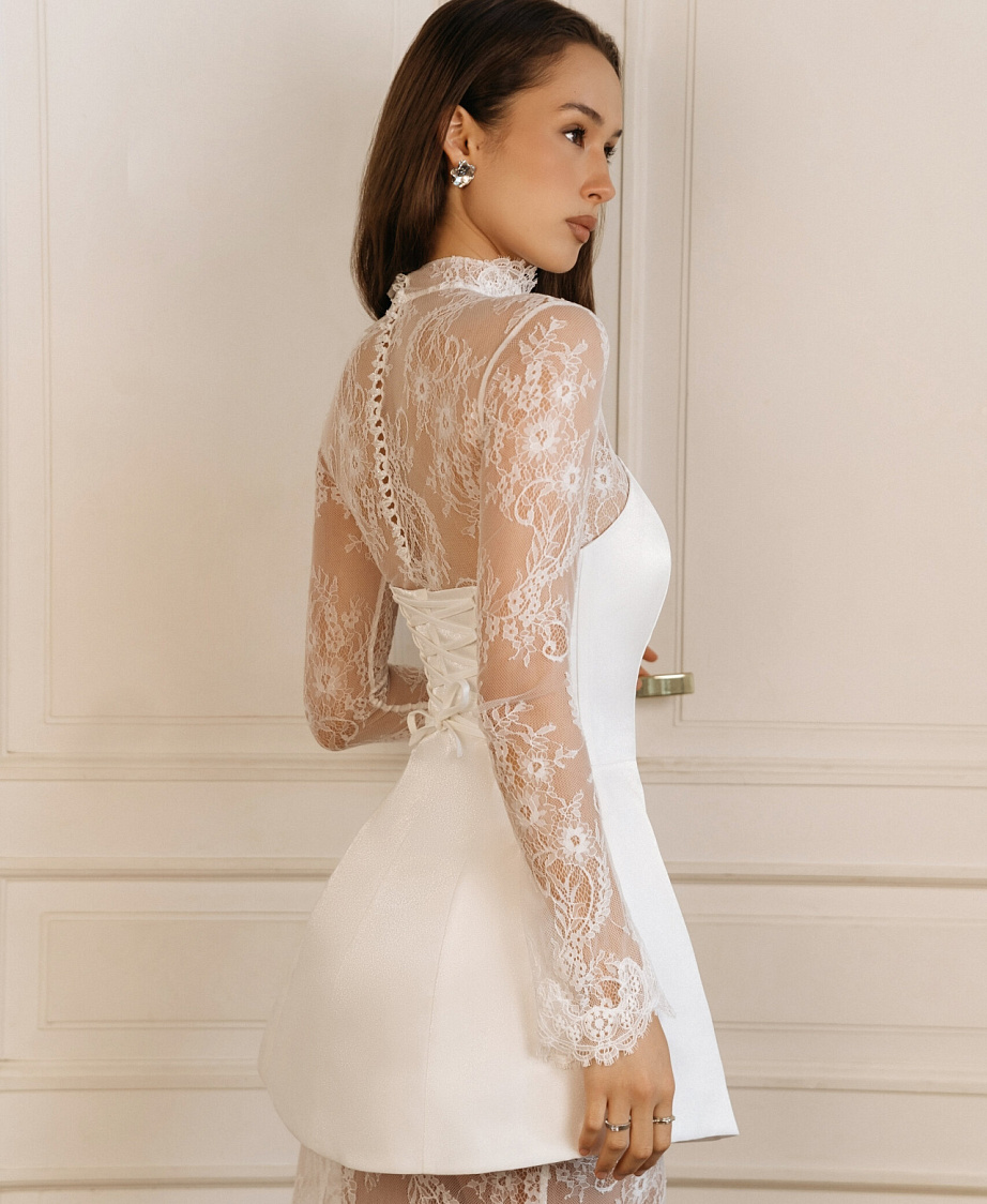 Комплект из прозрачного свадебного платья и атласного мини фото